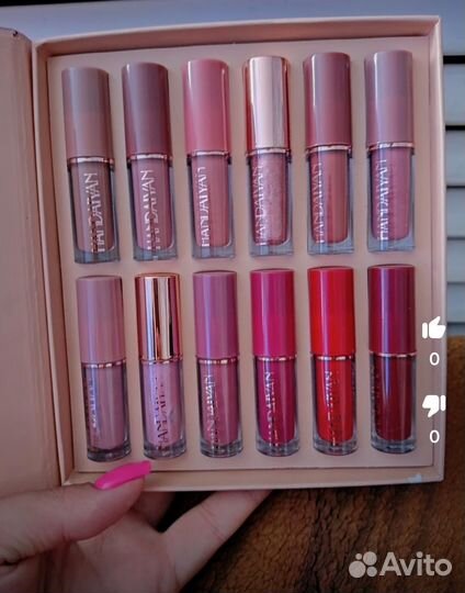 Набор жидких стойких губных помад новый в коробке