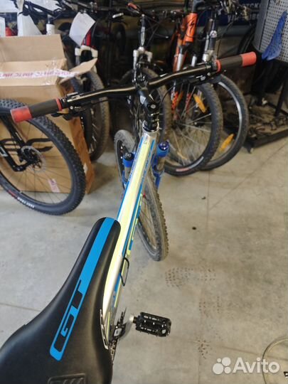GT Avalanche 1.0 custom