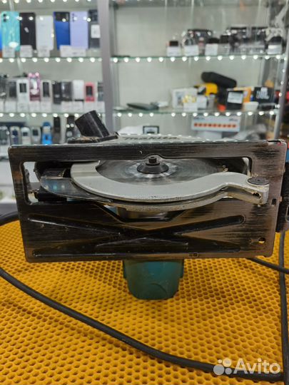 Пила циркулярная ручная makita 5704 R