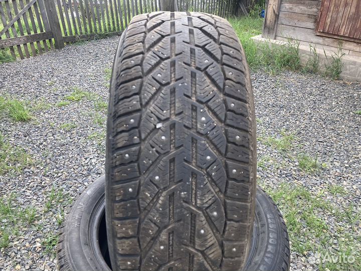 Tigar Ice 225/50 R17