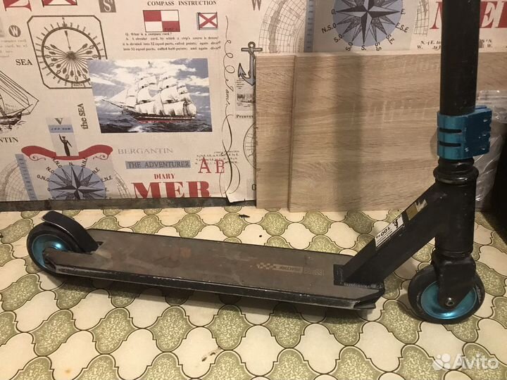 Самокат трюковой