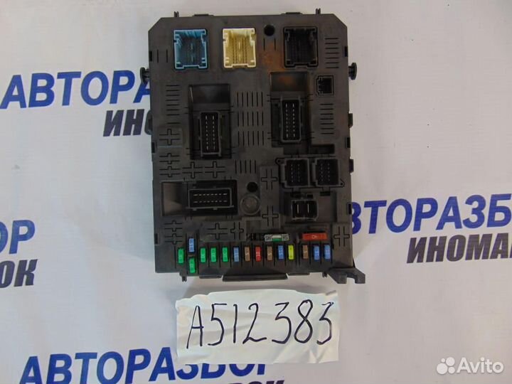 Блок предохранителей для Peugeot 300 308 2007