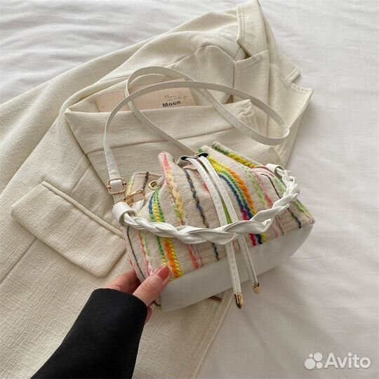 Женская сумка через плечо