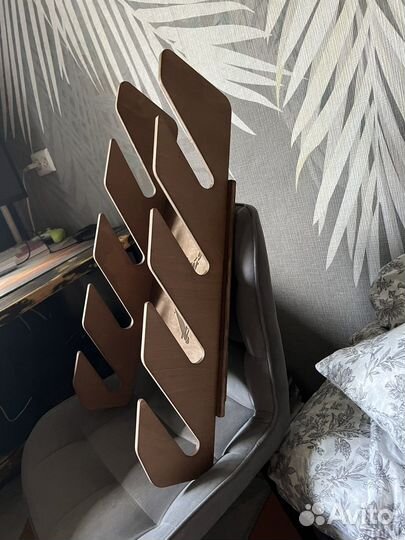 Держатель на стену для сноуборда/ скейта