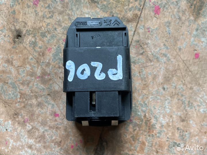 Блок управления стеклоподъемниками Peugeot 206