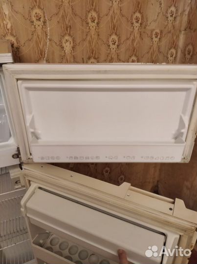 Рабочий холодильник Атлант
