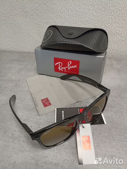 Солнцезащитные очки ray ban wayfarer