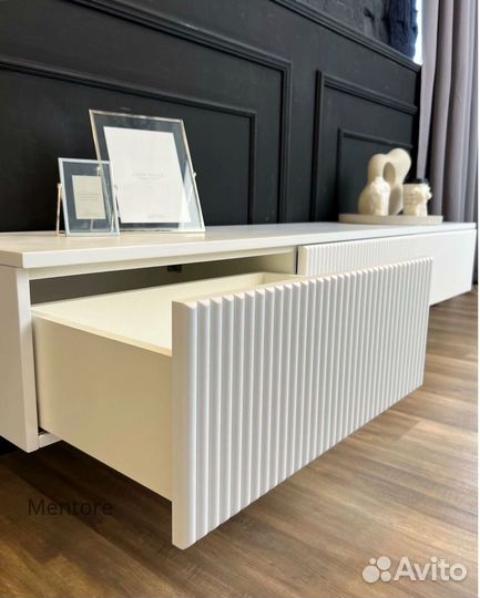 Тумба под тв Filippo с ящиками