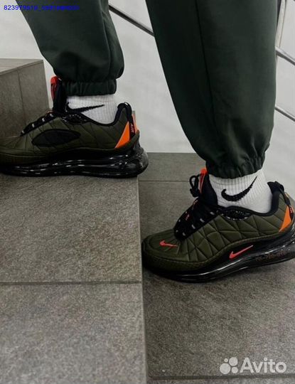 Кроссовки Nike