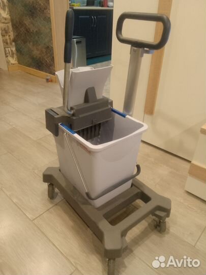 Ведро для клининга