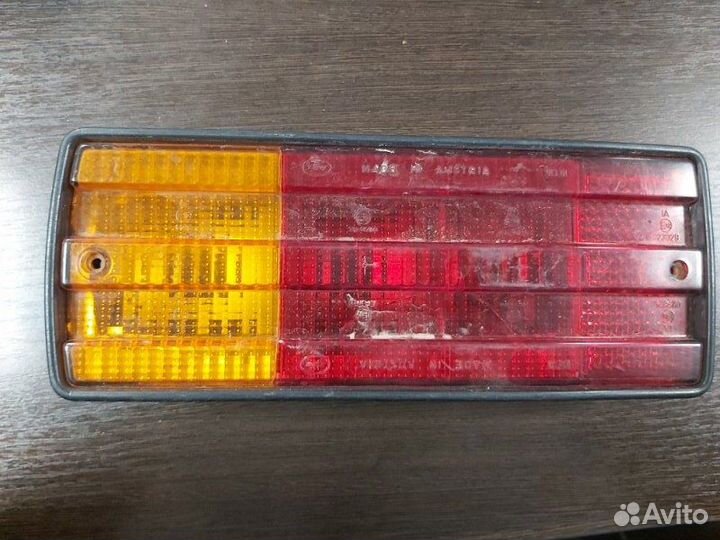 Фонарь задний задний левый Mercedes G 320 4X4 463