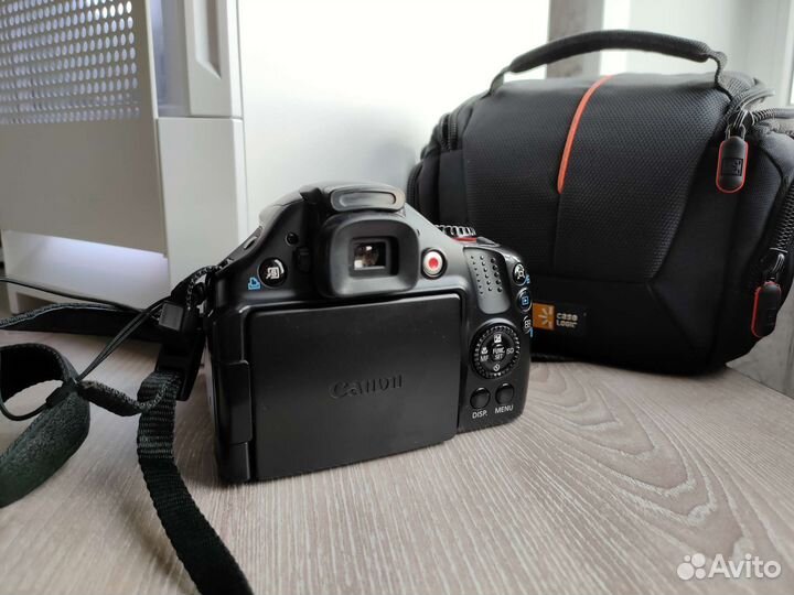 Фотоаппарат Canon PC1560 7.4v