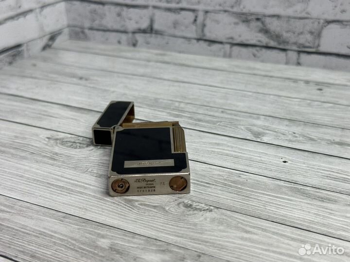 Зажигалка S T Dupont