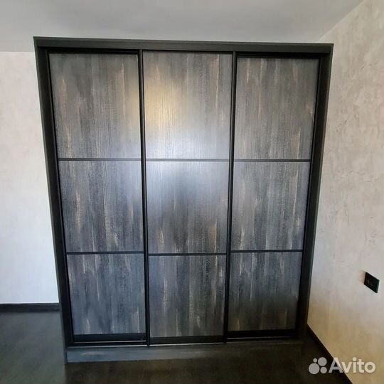 Шкаф купе встроенный