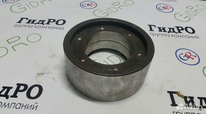 Ролик на автобетоносмеситель