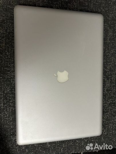 Apple MacBook Pro 17 2011