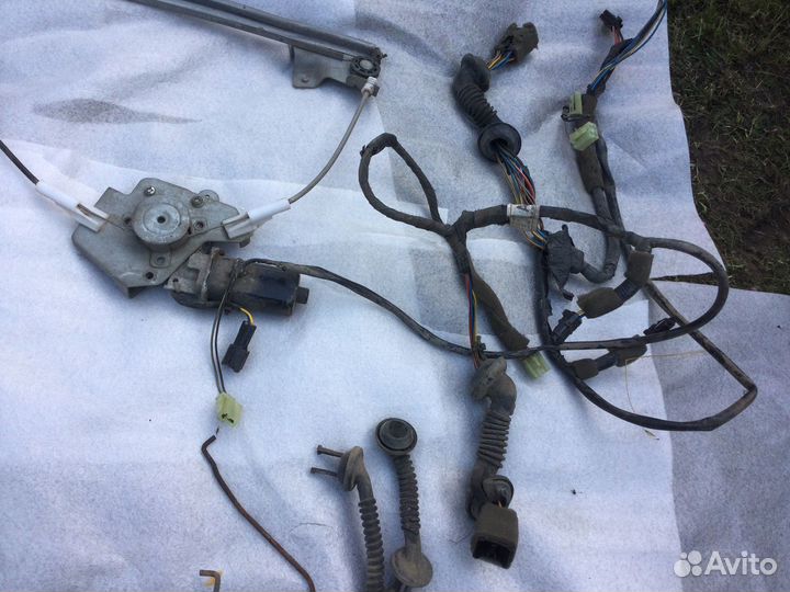 Стеклоподъемник