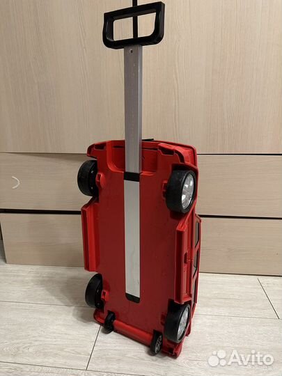 Детский чемодан машина