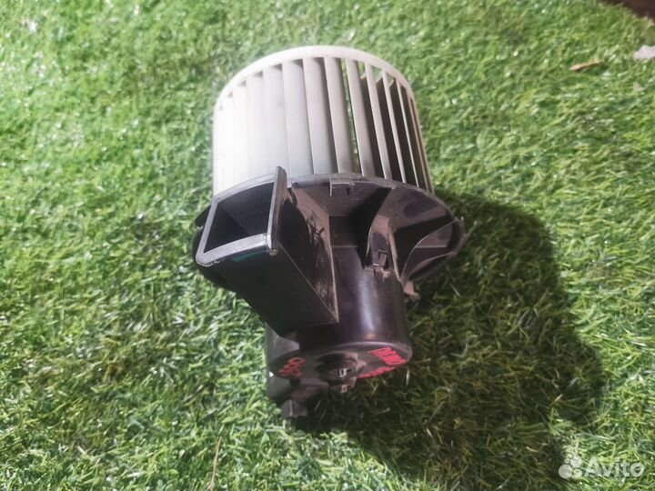 Моторчик печки Peugeot 307 1.4 KFW 2003 г