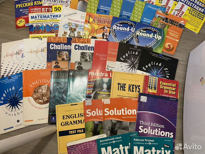 Пособия, учебники, рабочие тетради (фото 1-2)