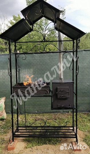 Мангал с крышей
