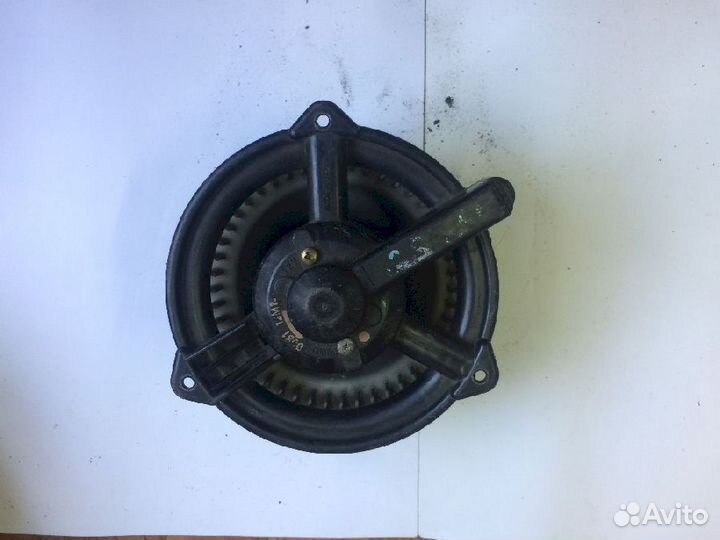 Мотор отопителя салона (Моторчик печки) Toyota Cro