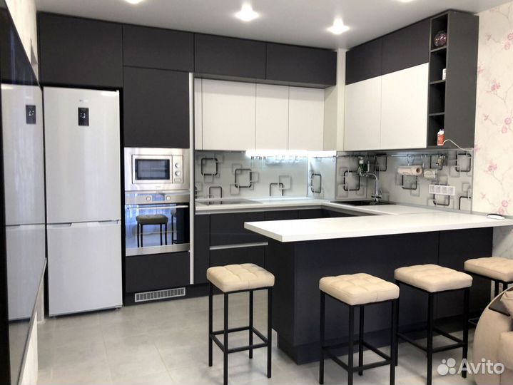 Кухня современная на заказ. Доставка и сборк