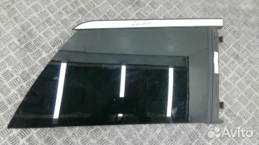 Стекло кузова боковое заднее правое mercedes benz