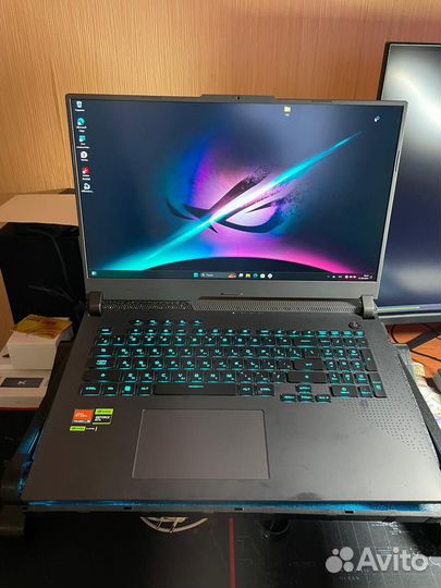 Продам ноутбук Asus rog strix