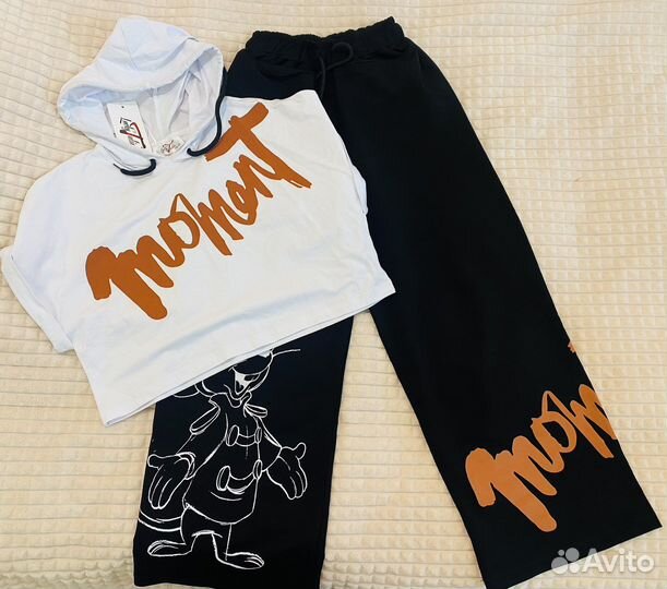 Костюм для девочки. Турция. Р.140-146