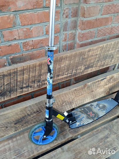 Самокат взрослый складной Explorer 145