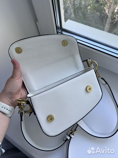 Сумка гесс guess
