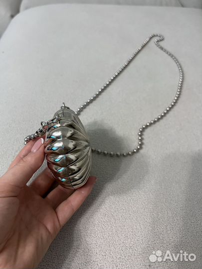 Сумка на плечо женская металлическая