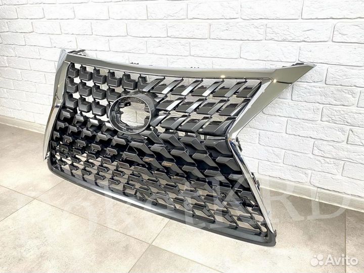Решётка радиатора Lexus GX 460 13-19 г без камеры