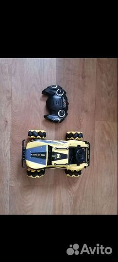 Игрушка машинка с пультом