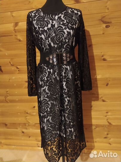 Длинное гипюровое платье