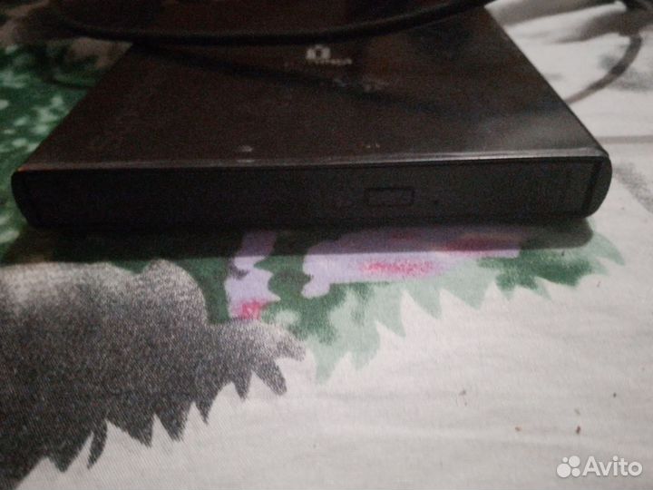 DVD дисковод iomega