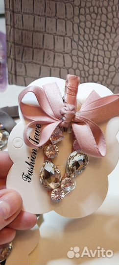 Зажим для волос со стразами