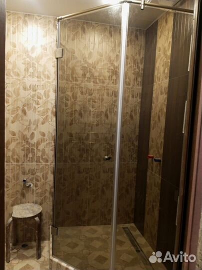 Душевые стеклянные ограждения на заказ