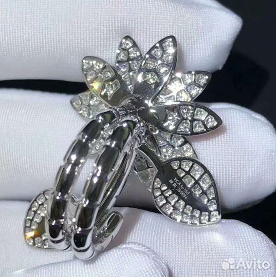 Золотое кольцо на 2 пальца van cleef Lotus