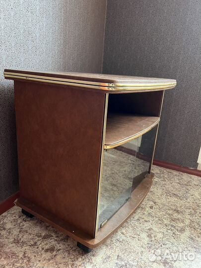 Тумба под телевизор