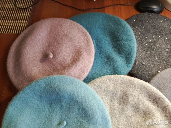 Берет женский шерстяной