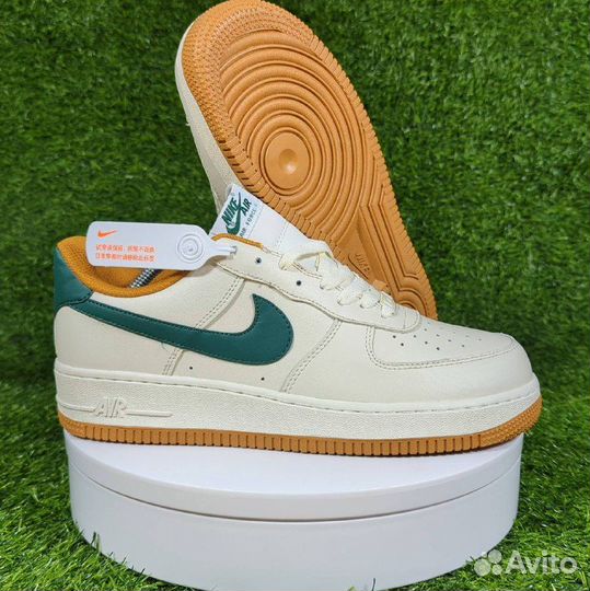 Кроссовки Nike Air Force 1