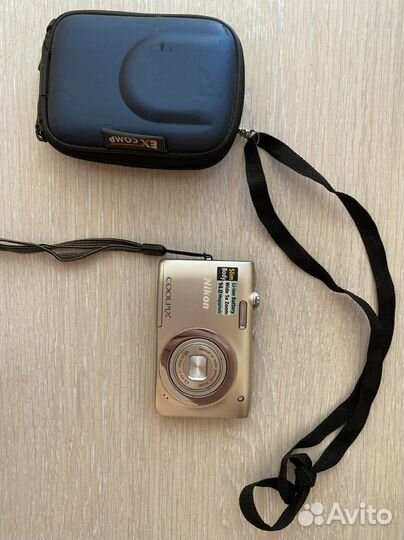 Компактный фотоаппарат Nikon
