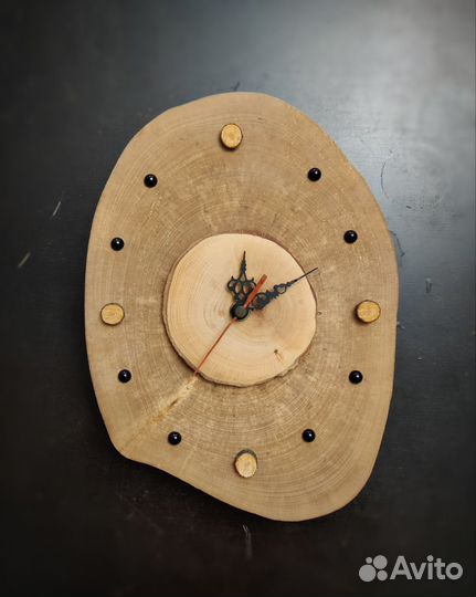 Часы из спила дерева