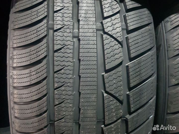 LingLong Green-Max Winter UHP 275/40 R20