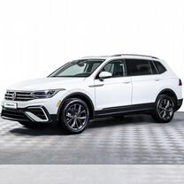 Volkswagen Tiguan 2.0 AMT, 2022, 13 870 км, с пробегом, цена 3 530 000 руб.