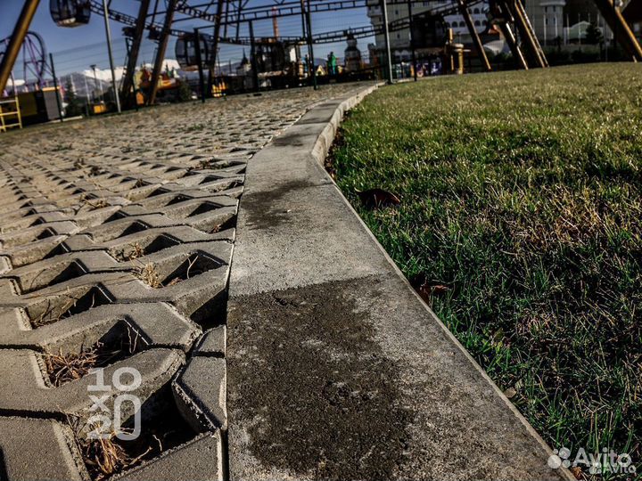 Тротуарная плитка, бордюры, газонная решетка