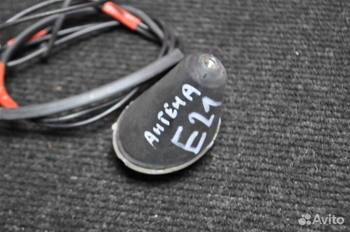 Антенна toyota auris ZRE151