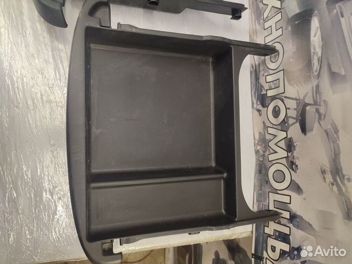 Ящик под пассажирское сиденье Peugeot 307